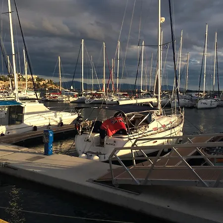 S Y Majeasca * Kavala